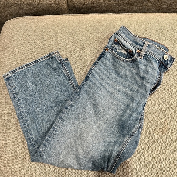American Eagle Outfitters Light Blue Straight Jeans - Picture 1 of 2